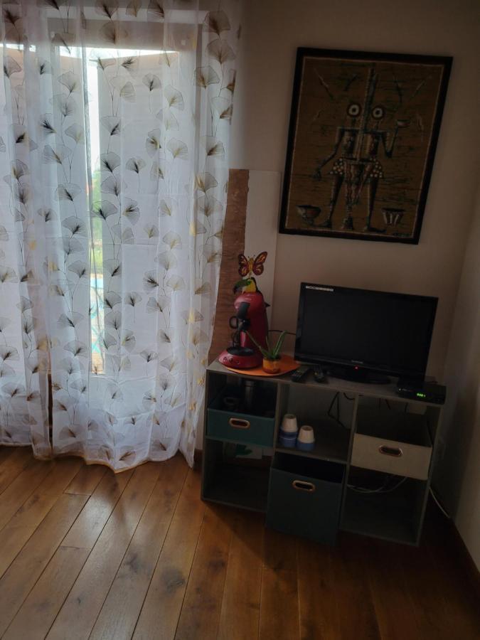 Damarie Bed and Breakfast Craponne-sur-Arzon Exteriör bild